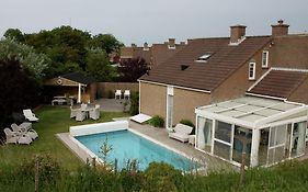 Villa With Spacious Garden Near Heeten